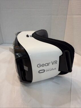 Samsung Gear VR Oculus Virtual Headset Untested  All film covers No strap No Box